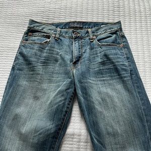 Lucky Brand Men’s 221 Original Straight Jeans 32 x 32. Excellent Condition.
